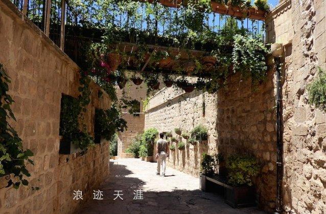 异地恋情侣的恋爱保证是什么?女朋友不接受异地恋怎么办?-专业问答网站