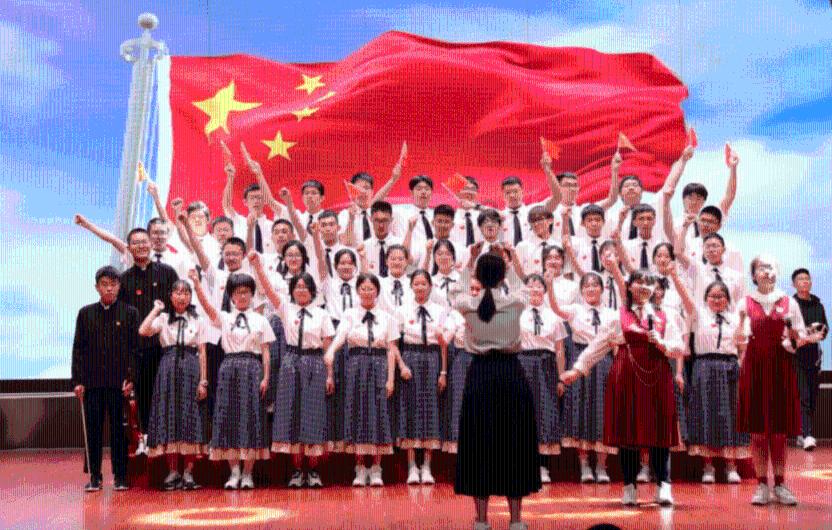 衣服上的铁环扣掉了，怎么重新弄上去啊？游戏画面