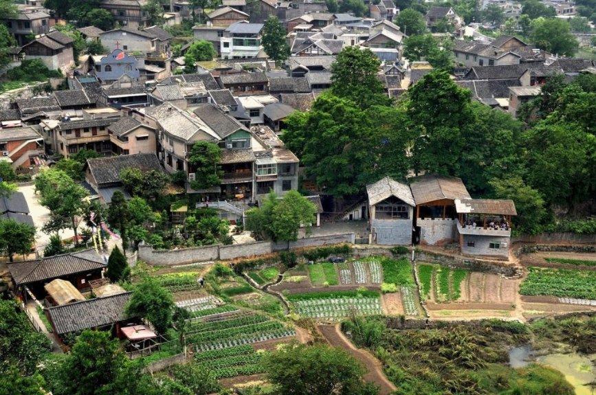 2024(第十六届)新疆新春年货博览会在新疆国际会展中心开幕